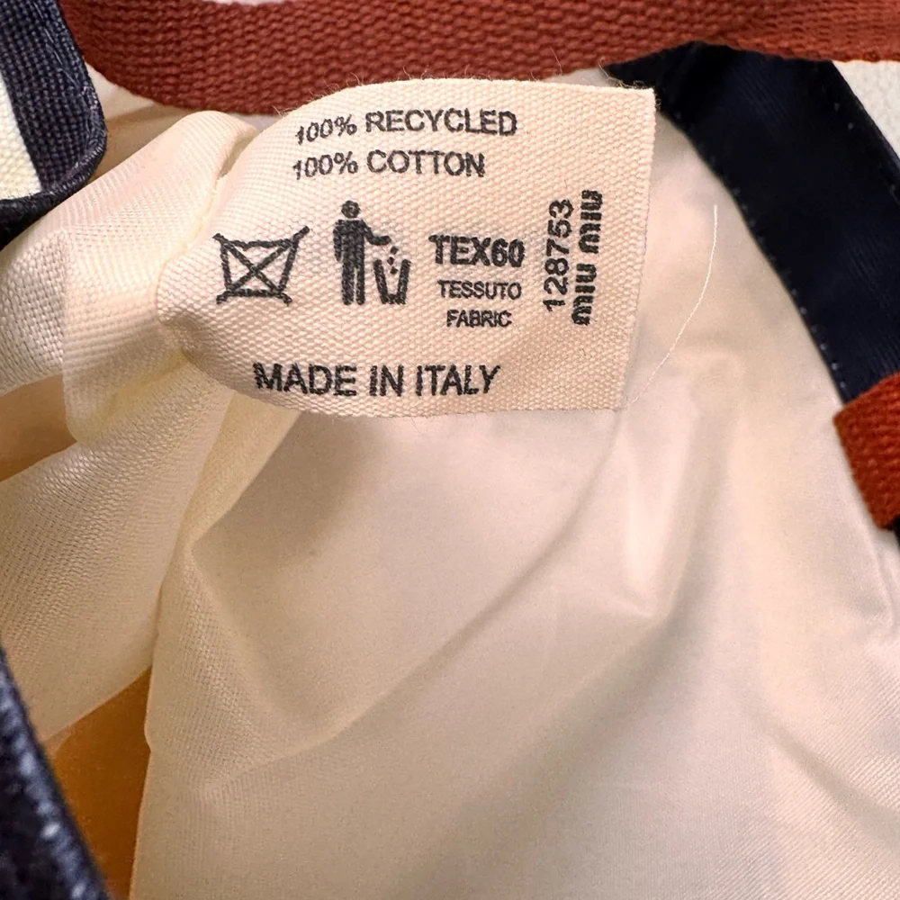 **SOLD**
Miu Miu beauty gift Limited Edition Stripe Tote Bag Made in Italy - Picture 5 of 10
